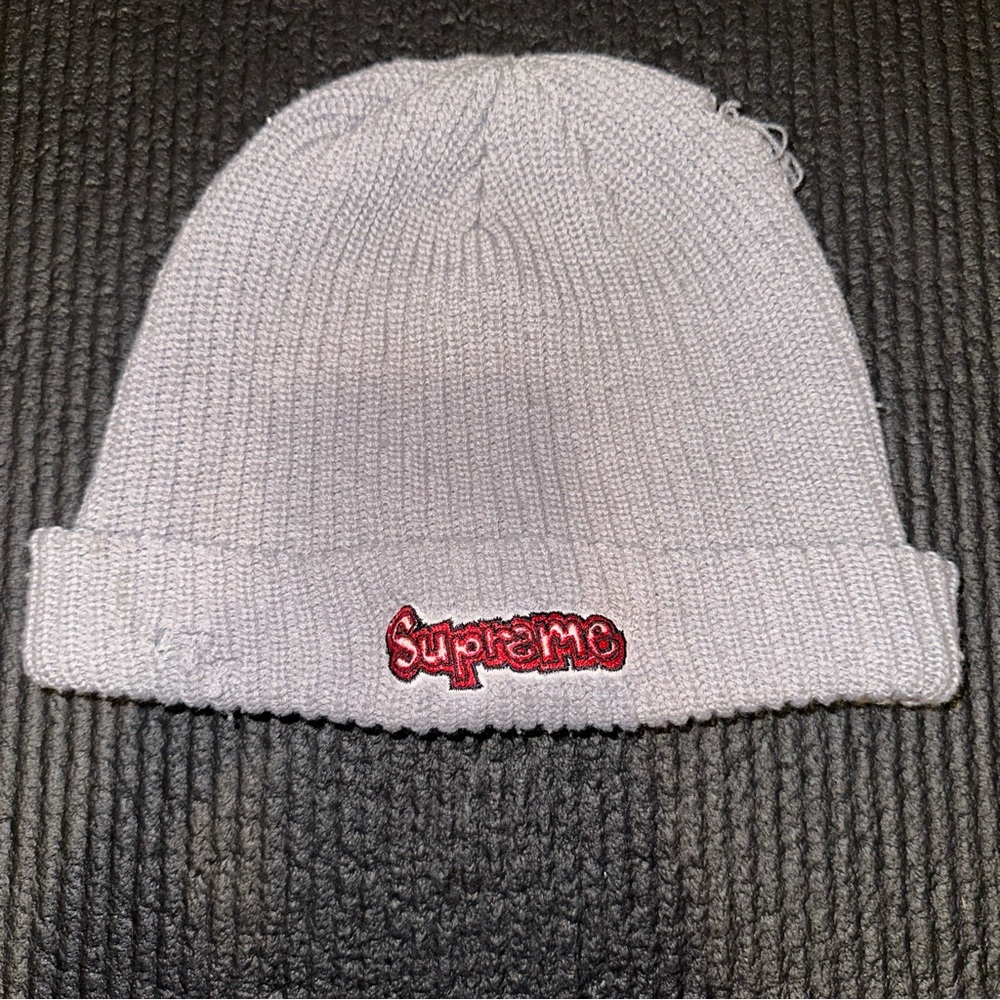 SUPREME Gonz Logo Beanie (SS21) Grey One Size Fits All Knit
